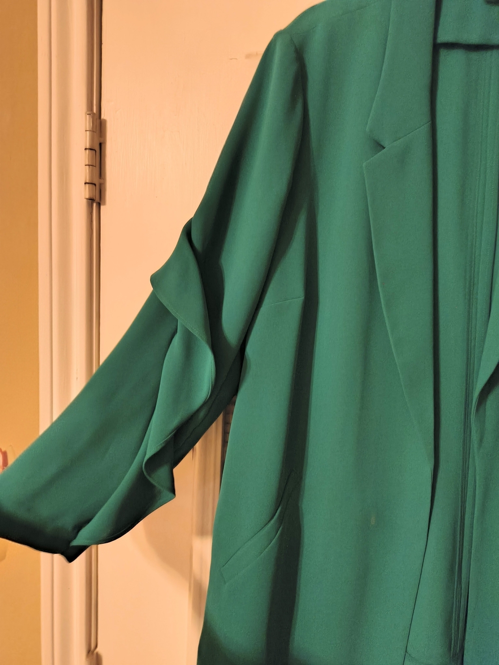 Alfani Emerald Green Women's Sleeveless Blouse - Picture 3 of 4